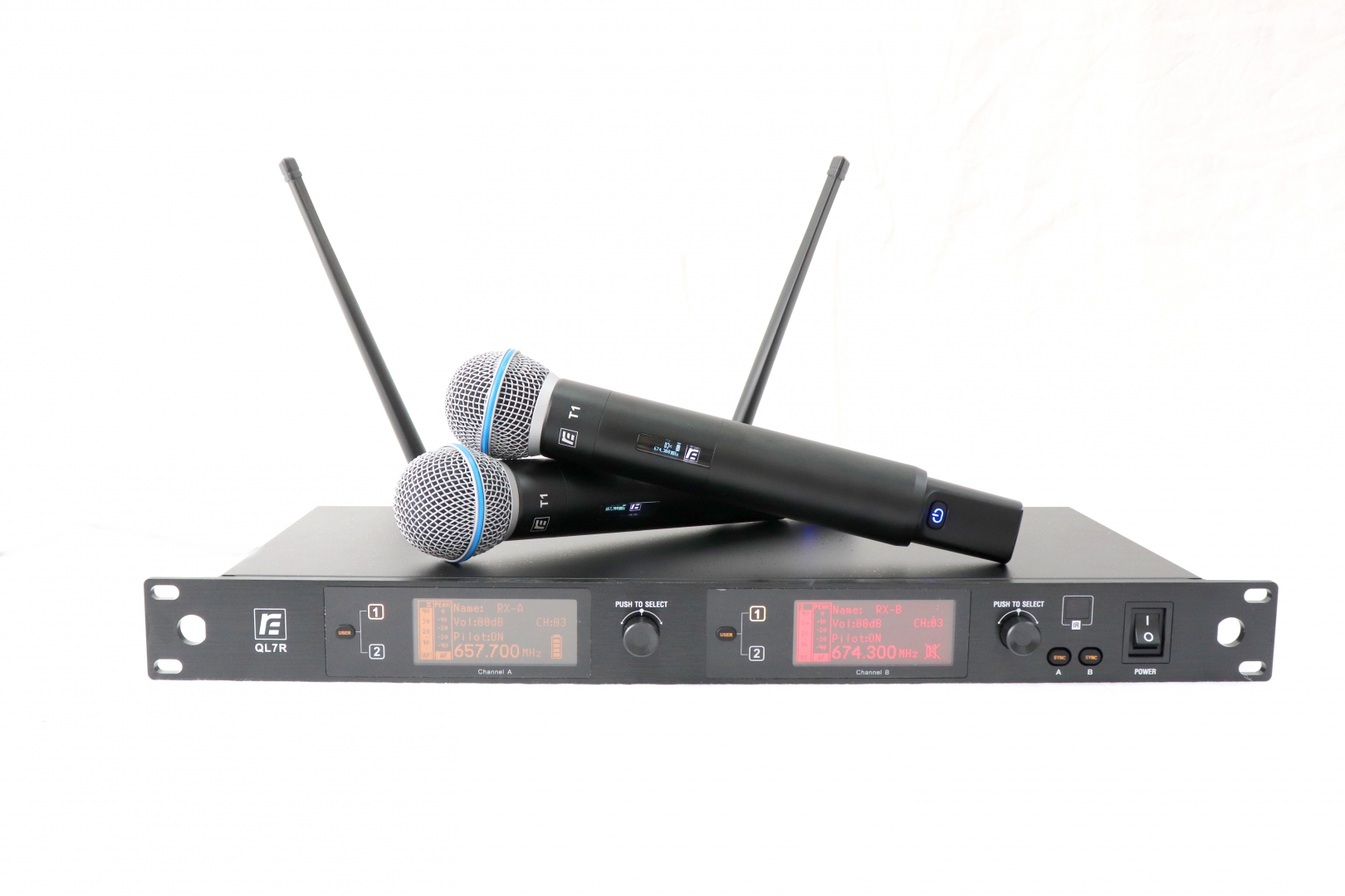 RFIntell QL7R/T1-A 651,800-683,400 МГц 2-канальная радиосистема с 2-мя ручными микрофонами в Крымске
